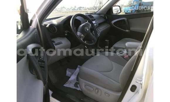 Acheter Import Utilitaire Toyota HiAce Blanc à Import - Dubai, Adrar Acheter Import Utilitaire Toyota HiAce Blanc à Import - Dubai, Adrar