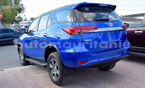 Acheter Import Voiture Toyota Fortuner Bleu à Import - Dubai, Adrar Acheter Import Voiture Toyota Fortuner Bleu à Import - Dubai, Adrar