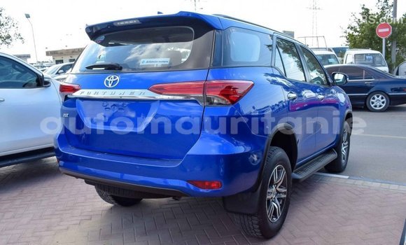 Acheter Import Voiture Toyota Fortuner Bleu à Import - Dubai, Adrar Acheter Import Voiture Toyota Fortuner Bleu à Import - Dubai, Adrar