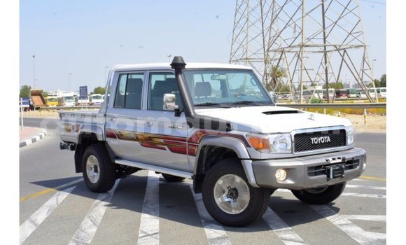 Buy Import Toyota Land Cruiser Other Car in Import - Dubai in Adrar Buy Import Toyota Land Cruiser Other Car in Import - Dubai in Adrar