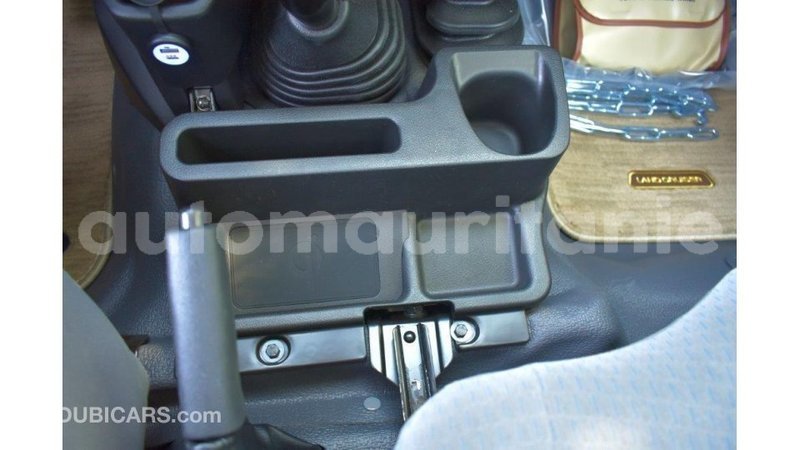 Big with watermark toyota land cruiser adrar import dubai 1928