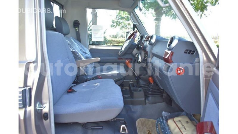 Big with watermark toyota land cruiser adrar import dubai 1928