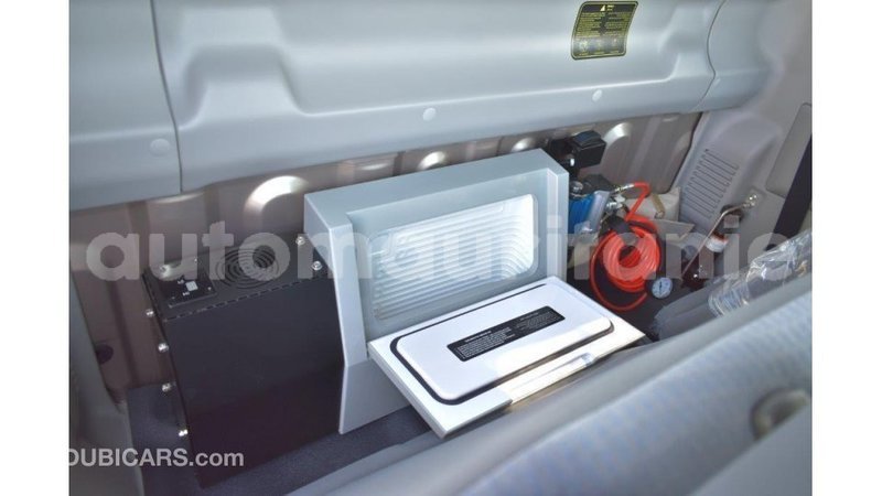 Big with watermark toyota land cruiser adrar import dubai 1928