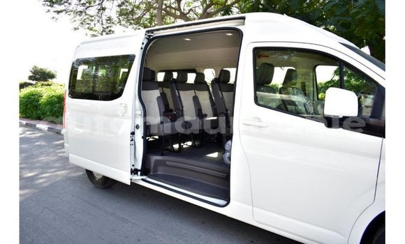 Buy Import Toyota Hiace White Car in Import - Dubai in Adrar Buy Import Toyota Hiace White Car in Import - Dubai in Adrar