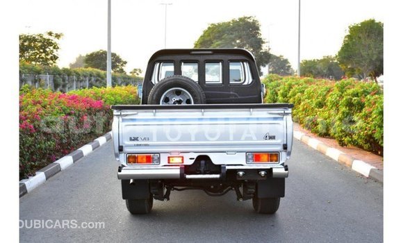 Buy Import Toyota Land Cruiser Other Car in Import - Dubai in Adrar Buy Import Toyota Land Cruiser Other Car in Import - Dubai in Adrar
