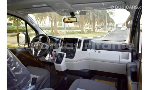 Buy Import Toyota Hiace White Car in Import - Dubai in Adrar Buy Import Toyota Hiace White Car in Import - Dubai in Adrar
