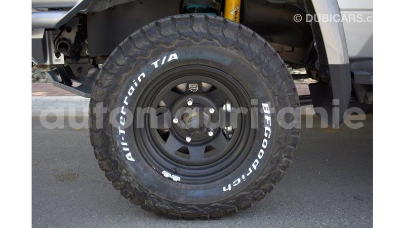 Big with watermark toyota land cruiser adrar import dubai 1938