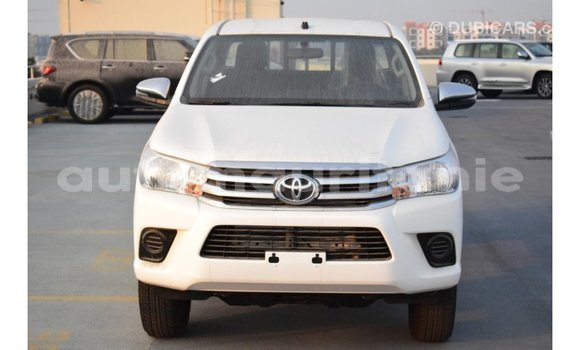 Buy Import Toyota Hilux White Car in Import - Dubai in Adrar Buy Import Toyota Hilux White Car in Import - Dubai in Adrar