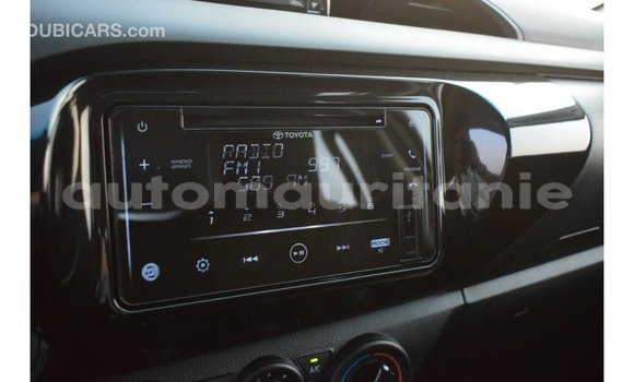 Buy Import Toyota Hilux White Car in Import - Dubai in Adrar Buy Import Toyota Hilux White Car in Import - Dubai in Adrar