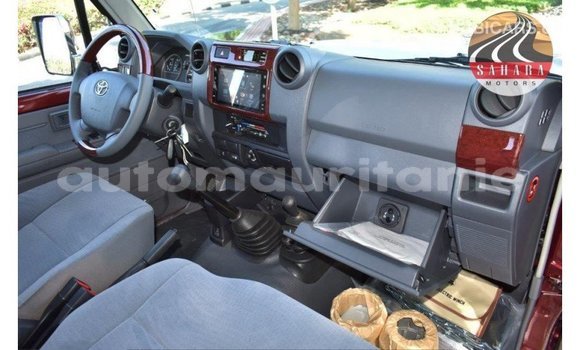 Buy Import Toyota Land Cruiser Red Car in Import - Dubai in Adrar Buy Import Toyota Land Cruiser Red Car in Import - Dubai in Adrar