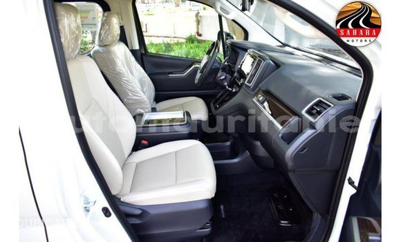 Buy Import Toyota Granvia White Car in Import - Dubai in Adrar Buy Import Toyota Granvia White Car in Import - Dubai in Adrar