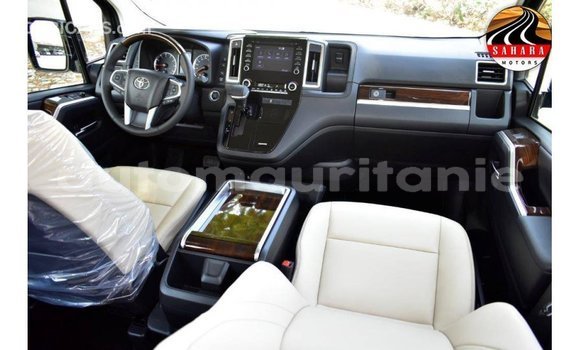 Buy Import Toyota Granvia White Car in Import - Dubai in Adrar Buy Import Toyota Granvia White Car in Import - Dubai in Adrar