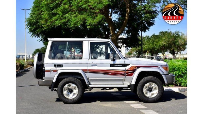 Big with watermark toyota land cruiser adrar import dubai 1948