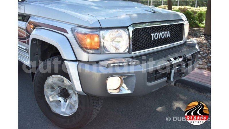 Big with watermark toyota land cruiser adrar import dubai 1948