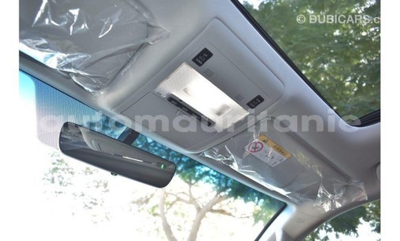 Buy Import Toyota Land Cruiser White Car in Import - Dubai in Adrar Buy Import Toyota Land Cruiser White Car in Import - Dubai in Adrar