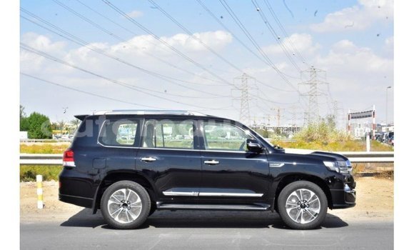 Buy Import Toyota Land Cruiser Black Car in Import - Dubai in Adrar Buy Import Toyota Land Cruiser Black Car in Import - Dubai in Adrar