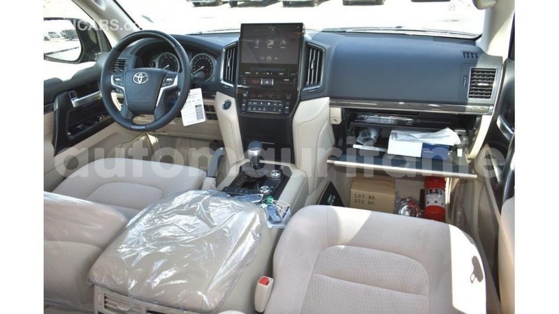 Big with watermark toyota land cruiser adrar import dubai 1950