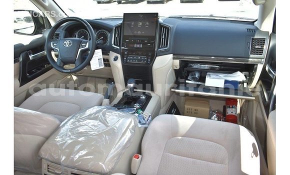 Buy Import Toyota Land Cruiser Black Car in Import - Dubai in Adrar Buy Import Toyota Land Cruiser Black Car in Import - Dubai in Adrar