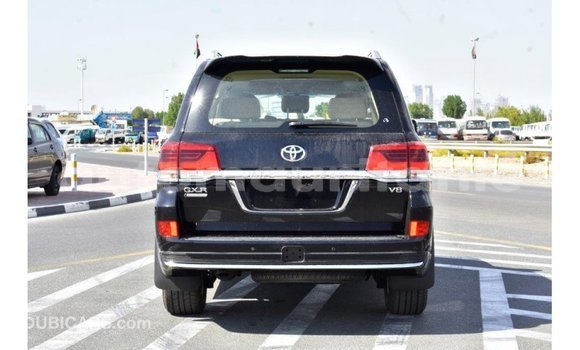 Buy Import Toyota Land Cruiser Black Car in Import - Dubai in Adrar Buy Import Toyota Land Cruiser Black Car in Import - Dubai in Adrar
