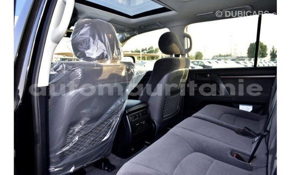 Buy Import Toyota Land Cruiser Black Car in Import - Dubai in Adrar Buy Import Toyota Land Cruiser Black Car in Import - Dubai in Adrar
