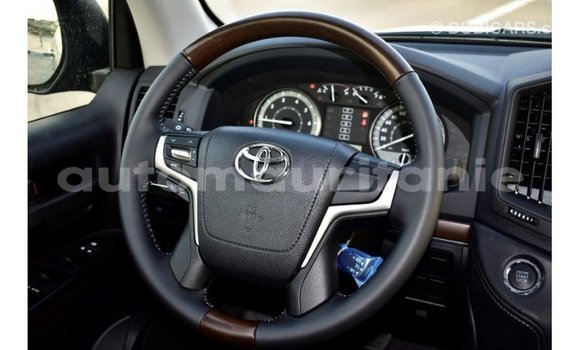 Buy Import Toyota Land Cruiser Black Car in Import - Dubai in Adrar Buy Import Toyota Land Cruiser Black Car in Import - Dubai in Adrar