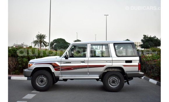 Buy Import Toyota Land Cruiser Other Car in Import - Dubai in Adrar Buy Import Toyota Land Cruiser Other Car in Import - Dubai in Adrar