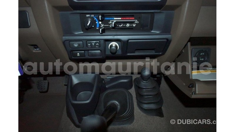 Big with watermark toyota land cruiser adrar import dubai 1954