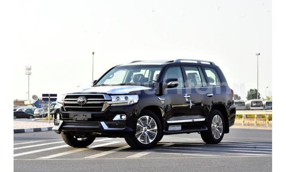 Buy Import Toyota Land Cruiser Black Car in Import - Dubai in Adrar Buy Import Toyota Land Cruiser Black Car in Import - Dubai in Adrar