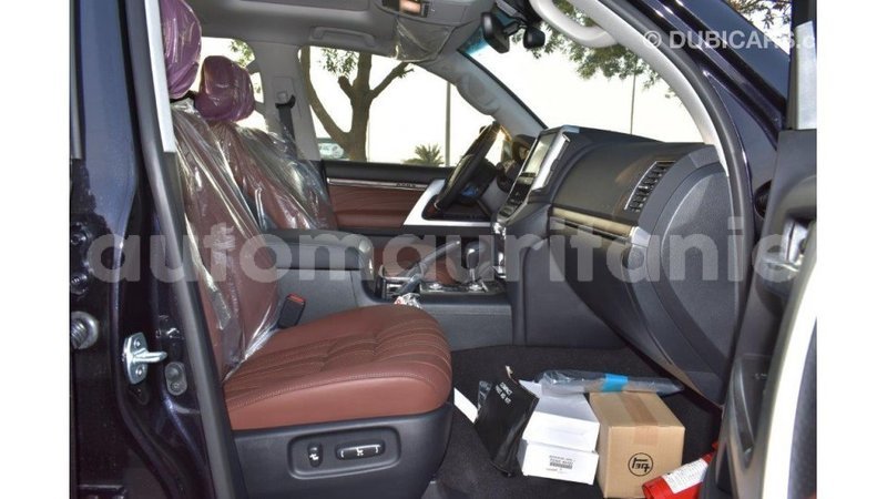 Big with watermark toyota land cruiser adrar import dubai 1962