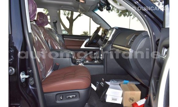 Buy Import Toyota Land Cruiser Black Car in Import - Dubai in Adrar Buy Import Toyota Land Cruiser Black Car in Import - Dubai in Adrar