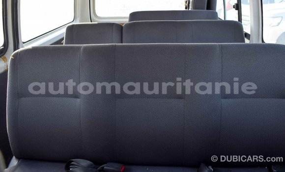 Acheter Import Voiture Toyota Hiace Blanc à Import - Dubai, Adrar Acheter Import Voiture Toyota Hiace Blanc à Import - Dubai, Adrar
