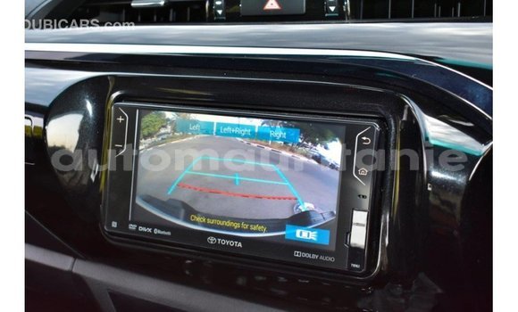 Buy Import Toyota Hilux White Car in Import - Dubai in Adrar Buy Import Toyota Hilux White Car in Import - Dubai in Adrar