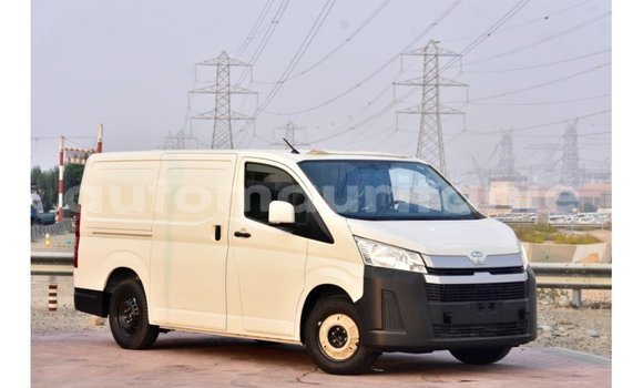 Buy Import Toyota Hiace White Car in Import - Dubai in Adrar Buy Import Toyota Hiace White Car in Import - Dubai in Adrar