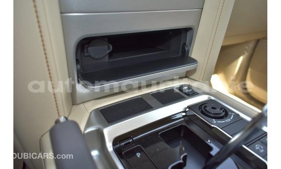 Buy Import Toyota Land Cruiser White Car in Import - Dubai in Adrar Buy Import Toyota Land Cruiser White Car in Import - Dubai in Adrar
