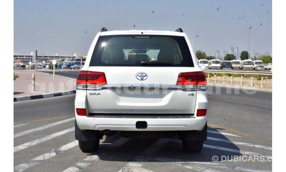 Buy Import Toyota Land Cruiser White Car in Import - Dubai in Adrar Buy Import Toyota Land Cruiser White Car in Import - Dubai in Adrar