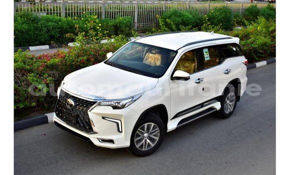 Buy Import Toyota Fortuner White Car in Import - Dubai in Adrar Buy Import Toyota Fortuner White Car in Import - Dubai in Adrar