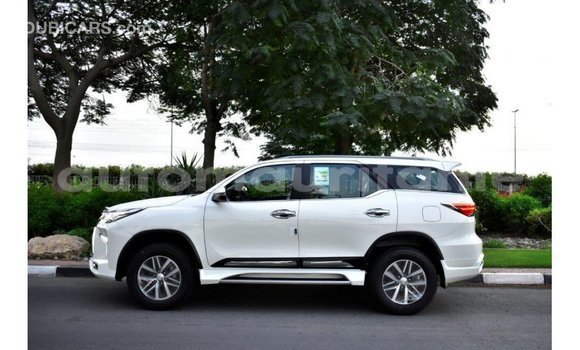 Buy Import Toyota Fortuner White Car in Import - Dubai in Adrar Buy Import Toyota Fortuner White Car in Import - Dubai in Adrar