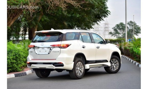 Buy Import Toyota Fortuner White Car in Import - Dubai in Adrar Buy Import Toyota Fortuner White Car in Import - Dubai in Adrar