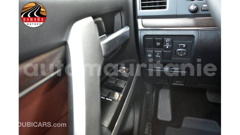 Big with watermark toyota land cruiser adrar import dubai 1974