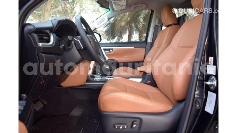 Big with watermark toyota fortuner adrar import dubai 1975