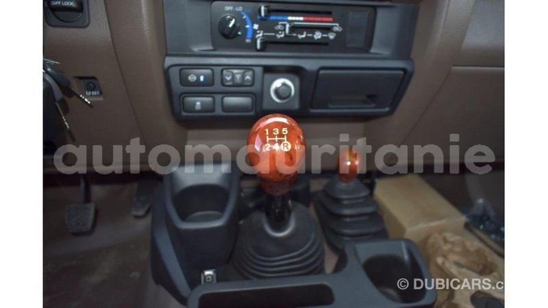 Big with watermark toyota land cruiser adrar import dubai 1977