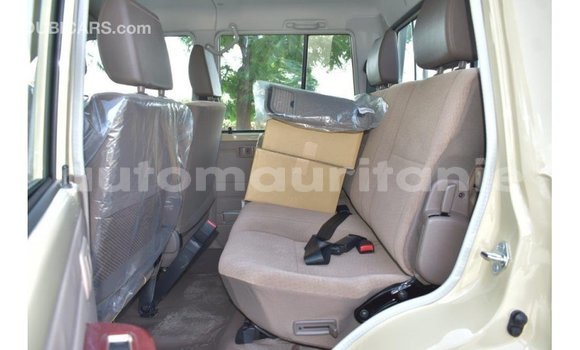 Buy Import Toyota Land Cruiser Beige Car in Import - Dubai in Adrar Buy Import Toyota Land Cruiser Beige Car in Import - Dubai in Adrar