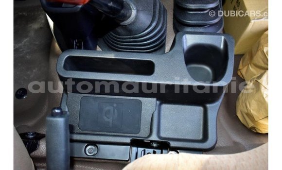 Buy Import Toyota Land Cruiser Beige Car in Import - Dubai in Adrar Buy Import Toyota Land Cruiser Beige Car in Import - Dubai in Adrar