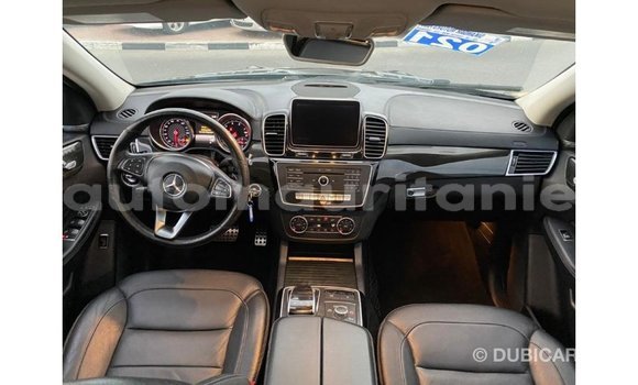 Acheter Import Voiture Mercedes-Benz GLE Noir à Import - Dubai, Adrar Acheter Import Voiture Mercedes-Benz GLE Noir à Import - Dubai, Adrar