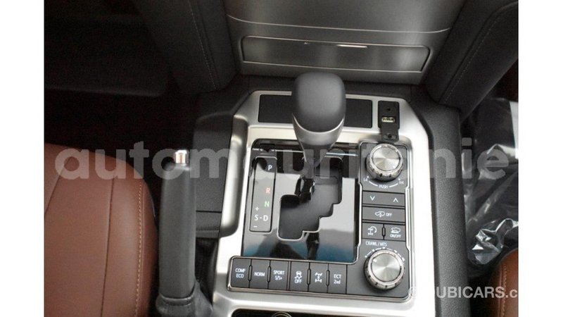 Big with watermark toyota land cruiser adrar import dubai 1988