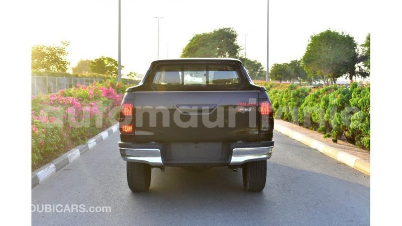 Big with watermark toyota hilux adrar import dubai 1989