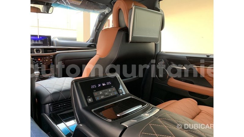 Big with watermark lexus lx adrar import dubai 1991