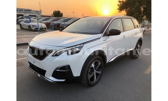 Acheter Import Voiture Peugeot 5008 Blanc à Import - Dubai, Adrar