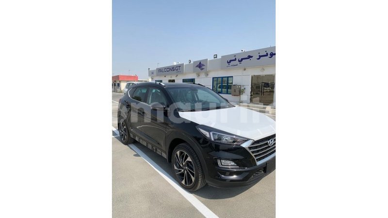 Big with watermark hyundai tucson adrar import dubai 2004