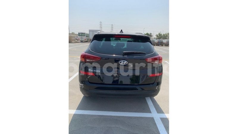 Big with watermark hyundai tucson adrar import dubai 2004